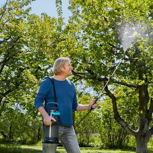 Tlačni razpršilnik 5L Easy pump gardena baterijski - Vrtnarski-center, spletna trgovina